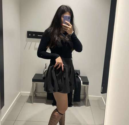 Jeune femme, 19 ans disponible pour rencontre