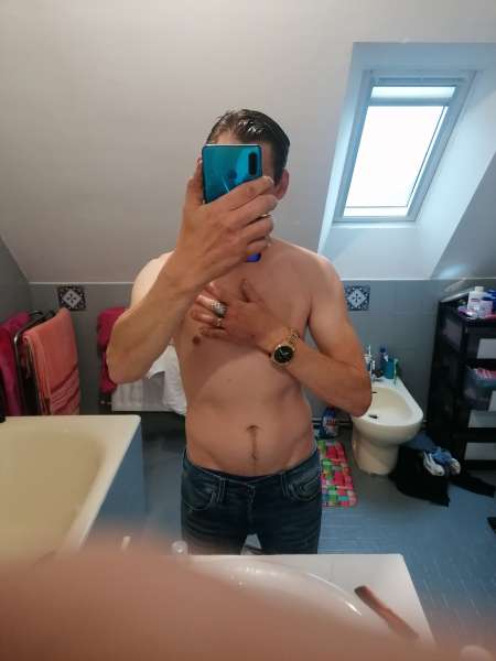 Beau gar�on de 37 ans qui aime faire plaisir