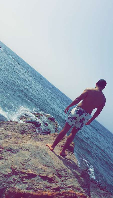 Jeune homme cherche sa sugar mama