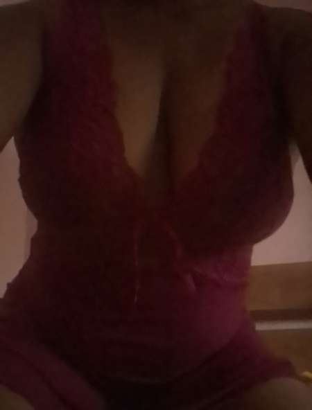 Femme bi cherche hommes et femmes pourquoi pas co