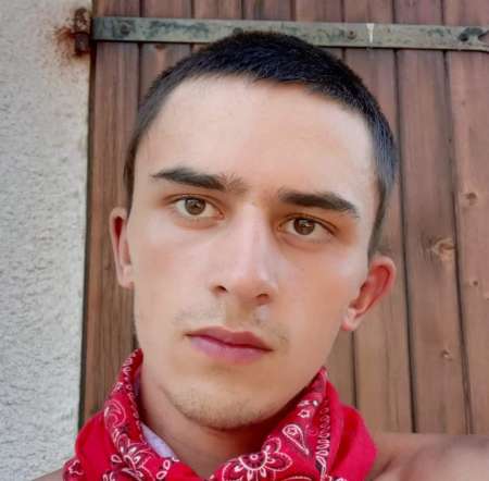 Escort Boy � Toulouse ( J'ACCEPTE QUE LES FEMMES )