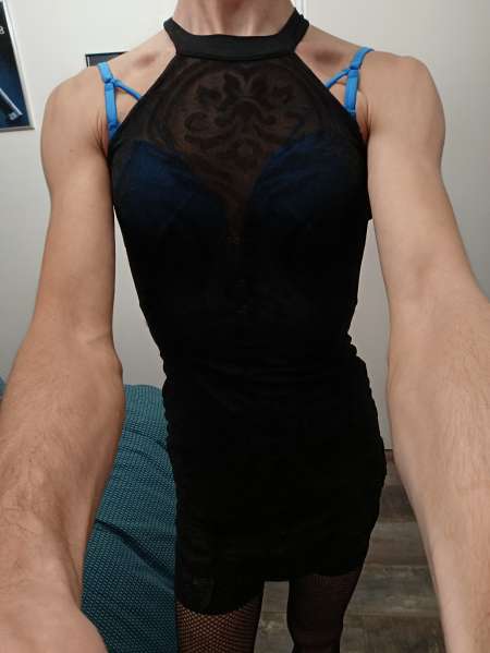 Travestie cherche son ma�tre ou sa ma�tresse