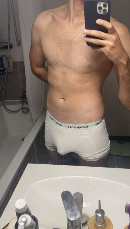 H bon au lit chercher F