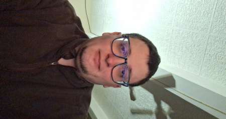 Cherche plan avec une femme ou un homme