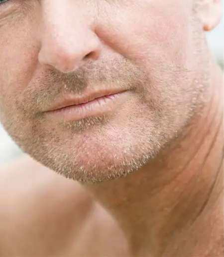 Homme m�tro tr�s doux cherche � vous faire plaisir