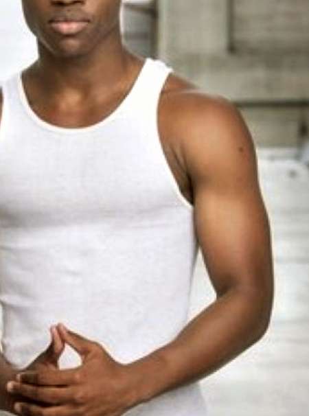 Beau Renoi cherche une meuf