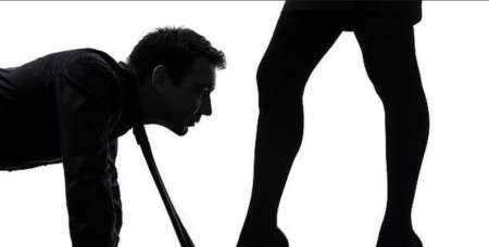  Cherche larve blanche pour collier