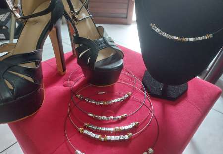  Dominatrice m�re 50 ans pour petit toutou