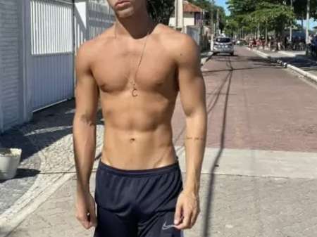 Jeune h latino � angers gros queue