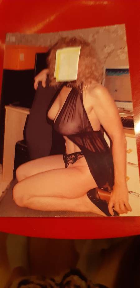 F dominatrice charmante