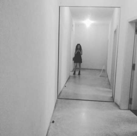  Celia jeune brunette