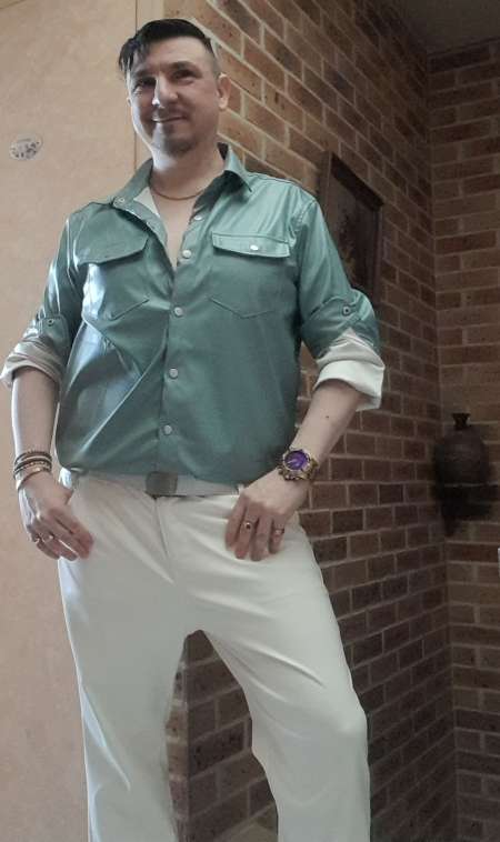 HOMME ROMANTIQUE POUR RELATION SERIEUSE...