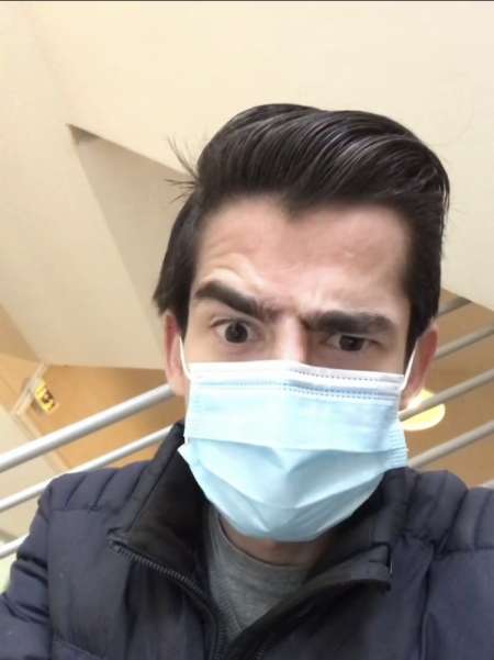  Homme h�t�ro ce d�place