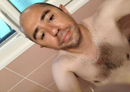 Homme cherche femme pour du plaisir