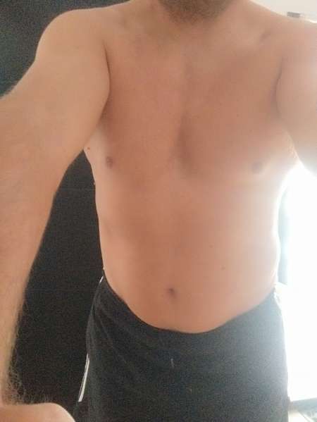 Homme d�laiss� recherche moment de plaisir