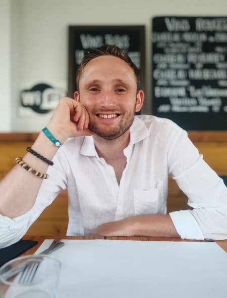 Jeune homme cherche plan sans lendemain avec femme