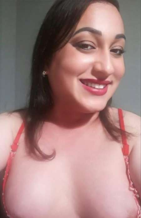  TRANSEXUELLE CARLA SUR ROMANS SUR ISERE