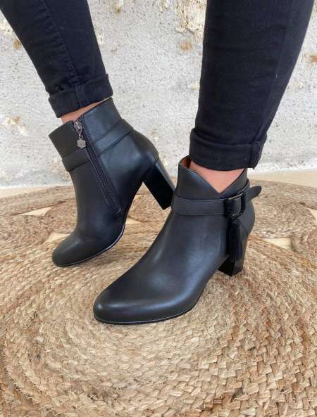 L�che bottes pour femme (Normandie)