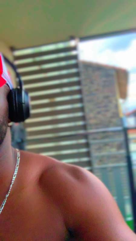 SERVICE AUX FEMMES QUI SAVENT CE QU�ELLES VEULENT