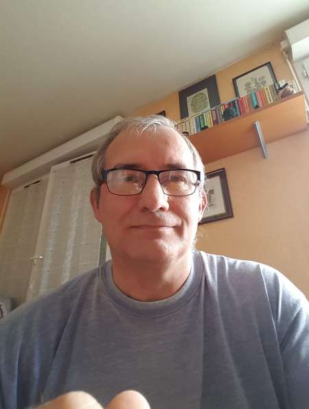Pr JF, F mme vierge,paume,en galre, sans papier