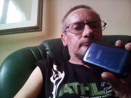  Homme m�re pour femme