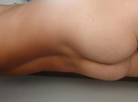 Jeune homme a votre service pour femme �ge ou coup