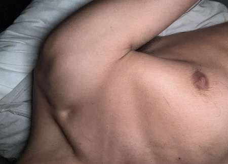  Homme 23 ans cherche femme de tout �ge