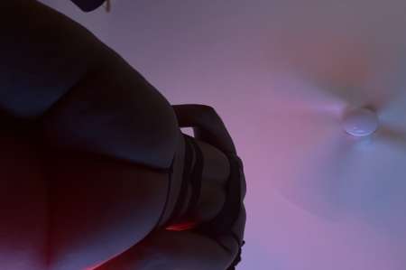 Guadeloup�enne dispo 23 ao�t