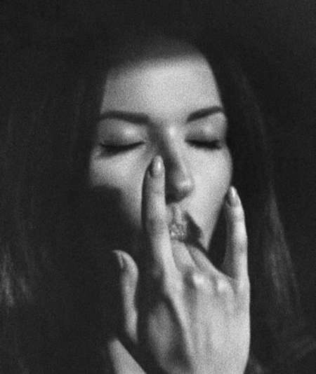 Aphrodite Lesb nymphomane