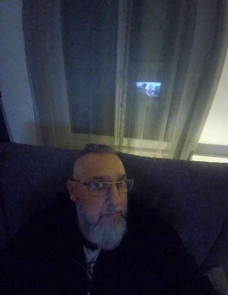 Ma�tre cherche sa novice