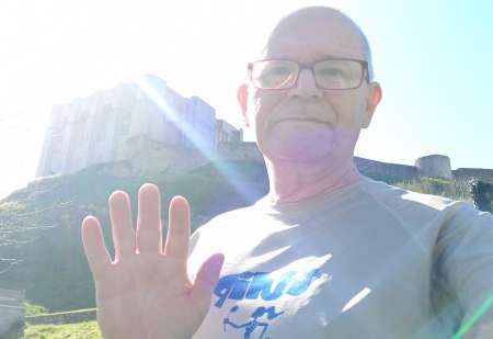 Retrait� cherche femme pour vacances