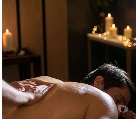 Massage Lingam �rotique naturiste