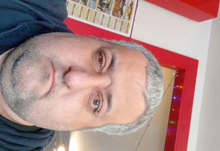 Bonjour c'est ludo 40ans recherche femme pour et p