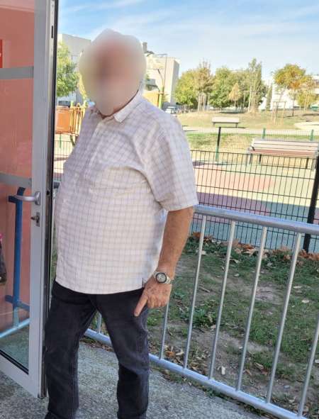 Senior cherche femme dominante