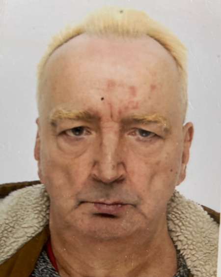 TRAVESTI PASSIF SOUMIS CHERCHE EXPERIENCE AVEC GAY