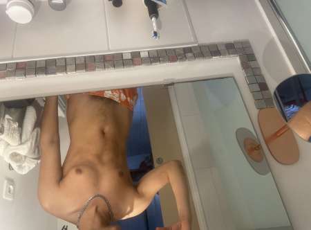 HOMME 21 ANS M�TISSE OUVERT AU PROPOSITION