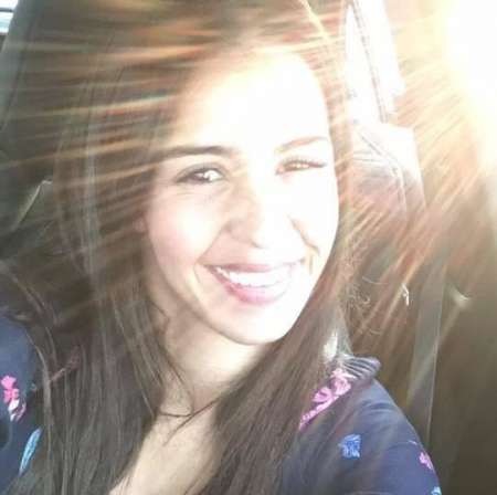 Jeune et jolie femme qui cherche sa moiti�