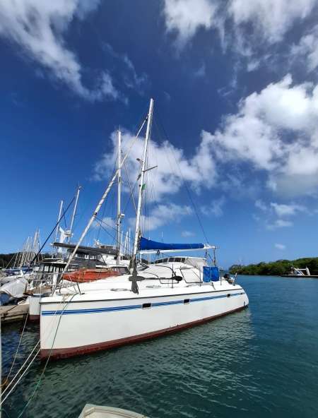 Co�quipi�re pour un catamaran de 11 m