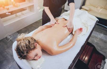 Homme pour femme Massage body to body gratuit