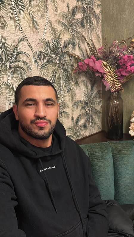 Homme h�t�ro alg�rien