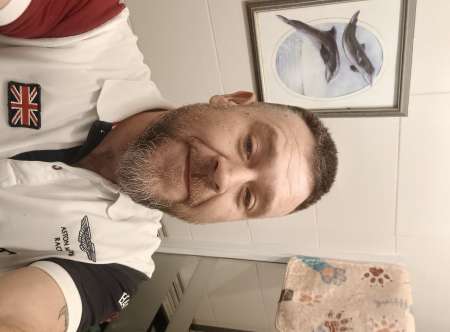 Recherche femme pour vacances d'�t�