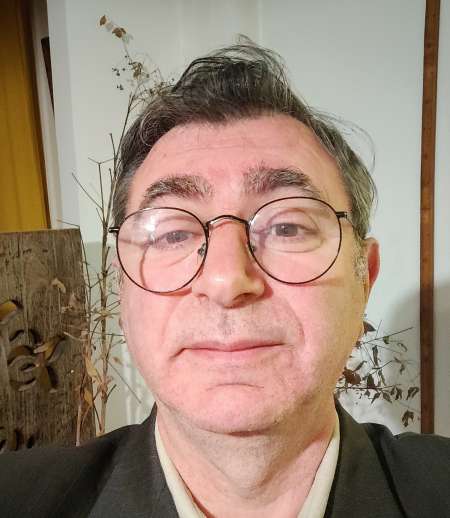 Qui pour caresses et t�t�es