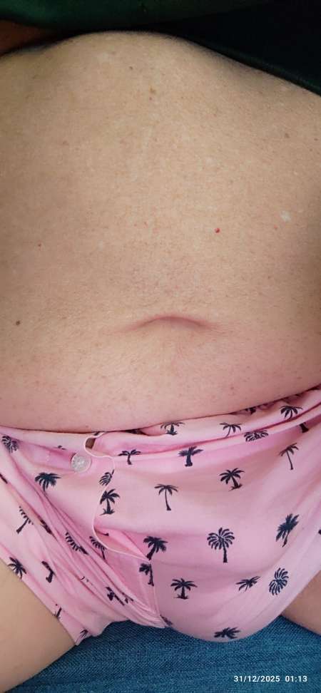 H Bi cherche queues sucer et 1�re exp uro