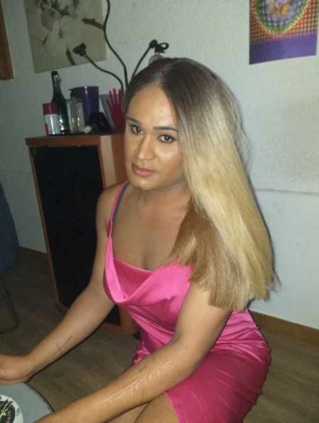 Rencontre travesti Neuville sur Sa�ne lyon