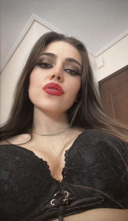 Domina lyonnaise cherche         pour du r�el