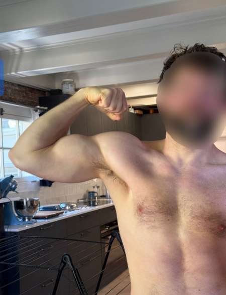 Actif disponible pour une amiti� profonde.