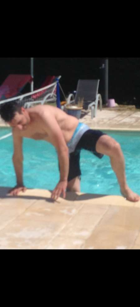 Homme jeune celib pour femme voir couple h�t�ro