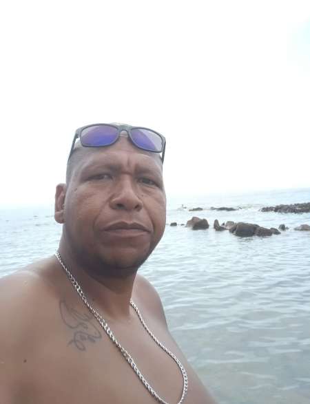 Cherche de la compagnie.