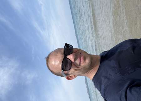 Homme pour femme ou couple (non v�nal )