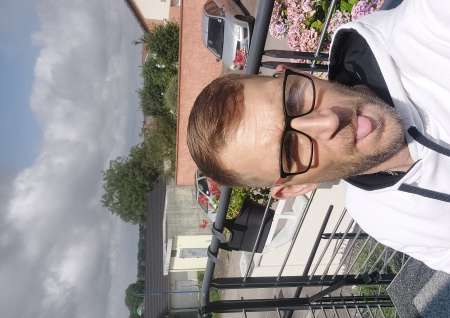 Recherche femme qui aime les cuni et AnnuLingus